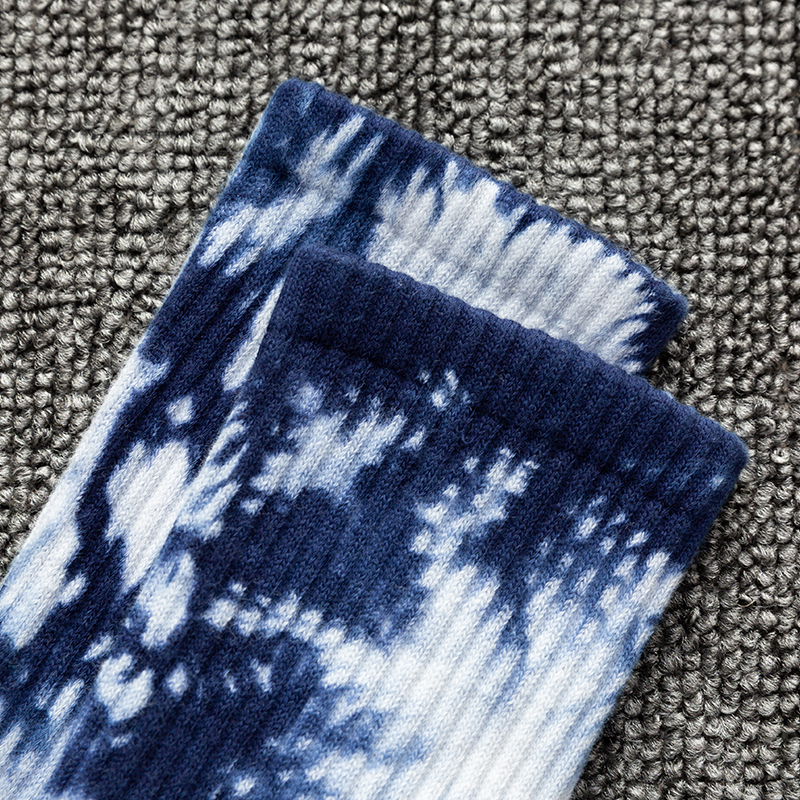 Bawełniane skarpetki sportowe do połowy łydki, tie-dye