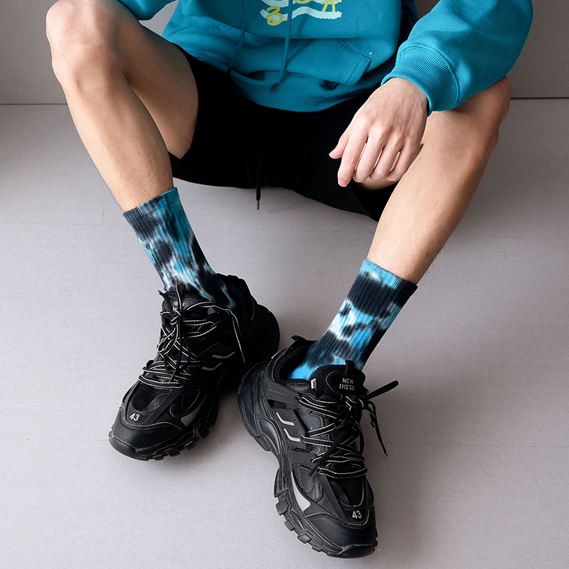 Bawełniane skarpetki sportowe do połowy łydki, tie-dye